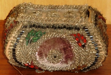 M293M VICTORIAN OR PRIOR BEADED & VELVET PURSE HANDSEWN x